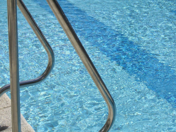resort pool